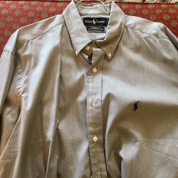 Polo/Ralph Lauren Five Dress Shirt Collection (and 1 Tommy Hilfiger) - Picture 5 of 6